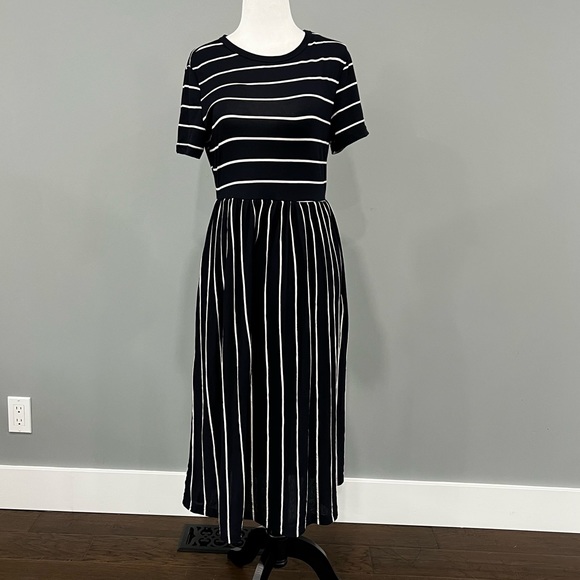 Shein Maxi Dress - Picture 2 of 14